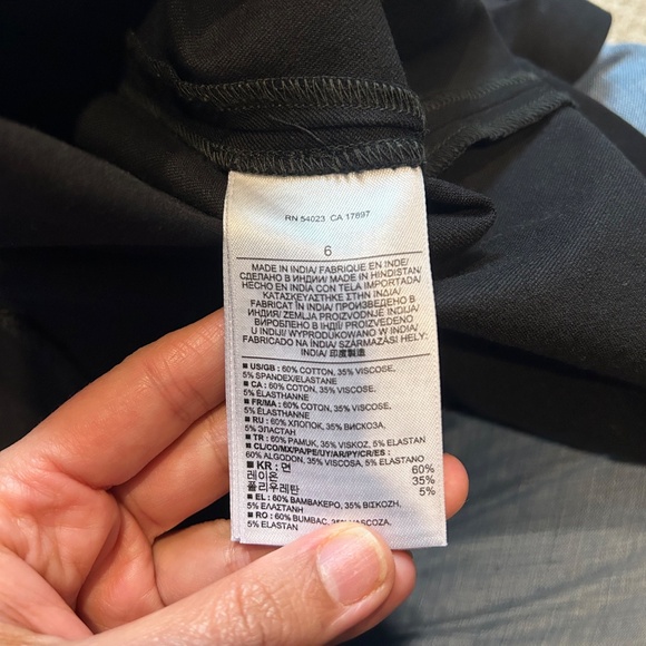 Banana Republic Black Pencil Skirt - Picture 7 of 7